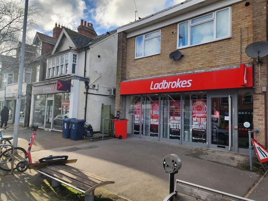 Charming New 2Br Detached House-Central Headington- Wi-Fi, Netflix, Top Location Oxford Exterior foto